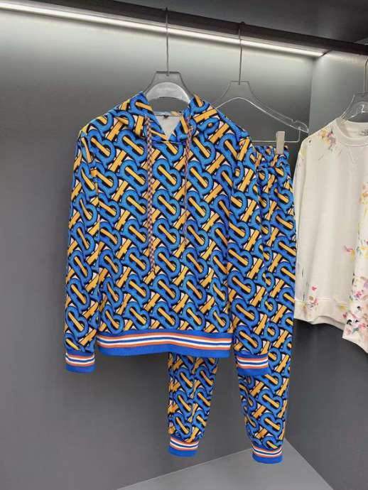 Picture of Burberry SweatSuits _SKUBurberryM-XXLljpn10927607